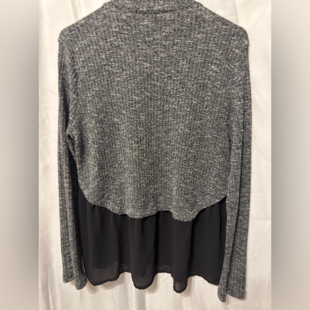 Doe & Rae Mixed Material Top Size Large - Picture 8 of 9
